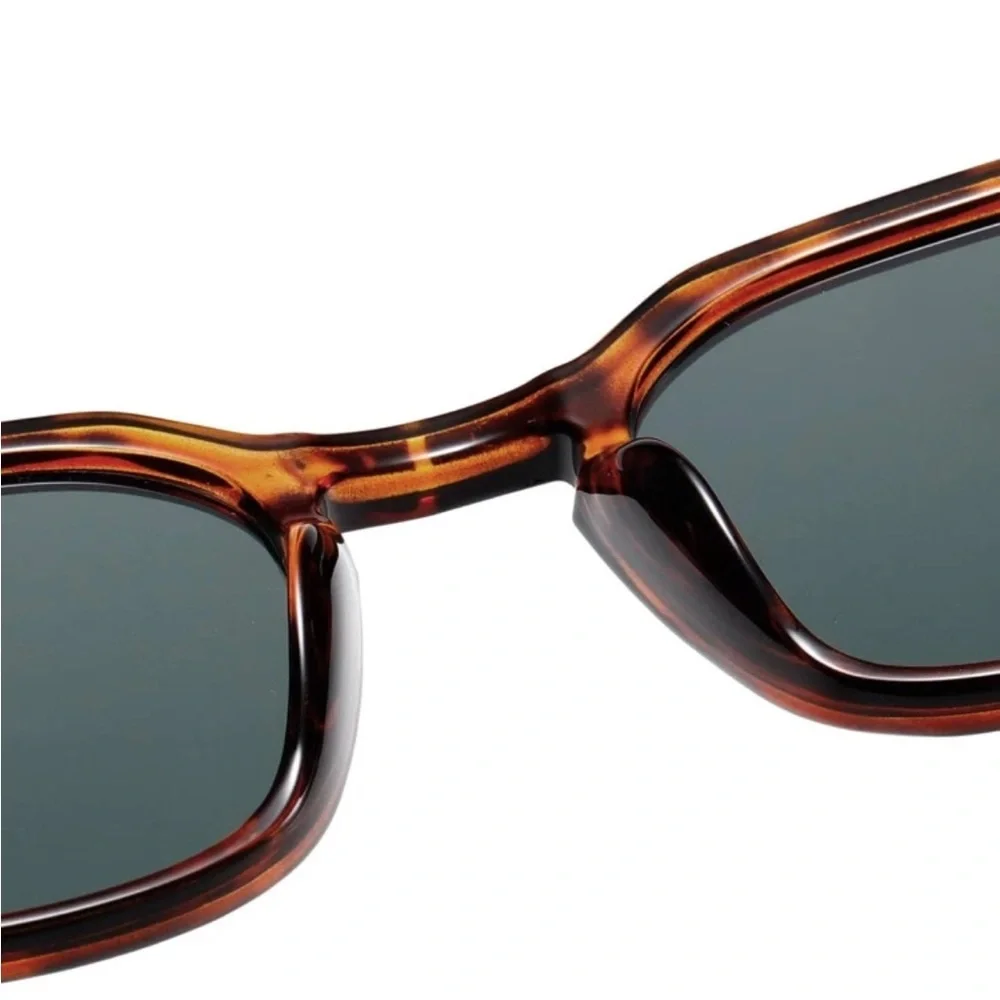 Sheen Kelly Men’s Retro Square Sunglasses Tortoiseshell NWT